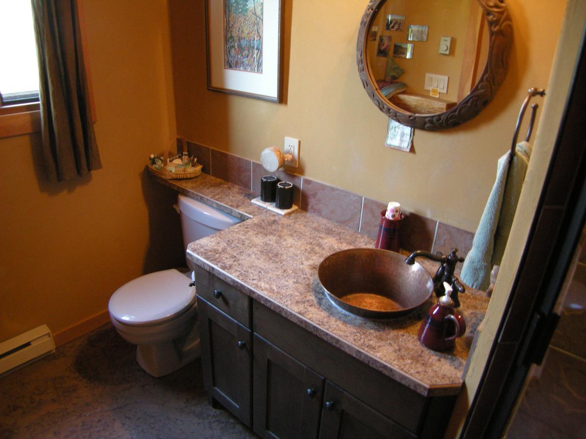 Bighorn Ridge Guesthouse Okanagan Falls Экстерьер фото